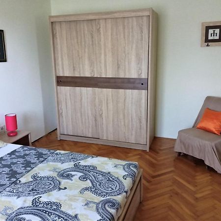 PUY Cozy Apartment In The City Center מראה חיצוני תמונה