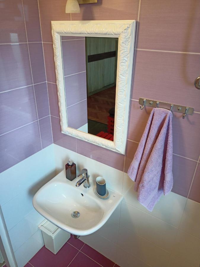 PUY Cozy Apartment In The City Center מראה חיצוני תמונה